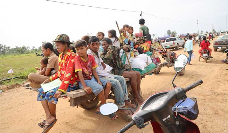 Thái Lan và Campuchia bắn nhau ngày thứ hai: biên giới vẫn ác liệt, 100 binh sĩ Campuchia thiệt mạng