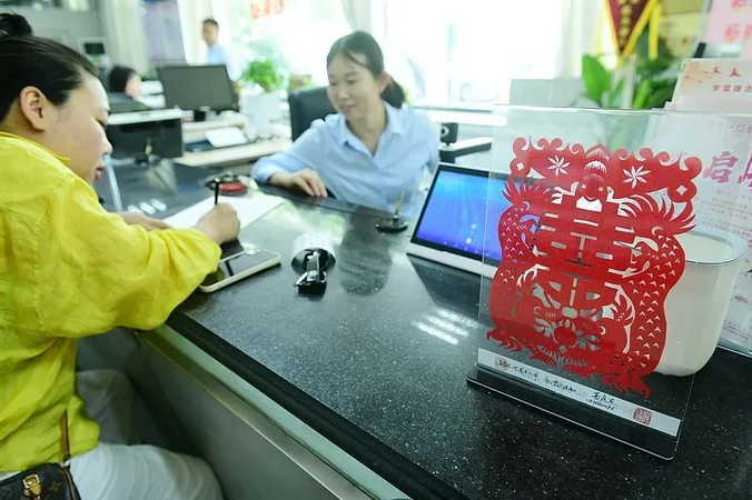 Người trẻ Trung Quốc lười kết hôn, tăng ly hôn: Chuyện gì đang xảy ra?