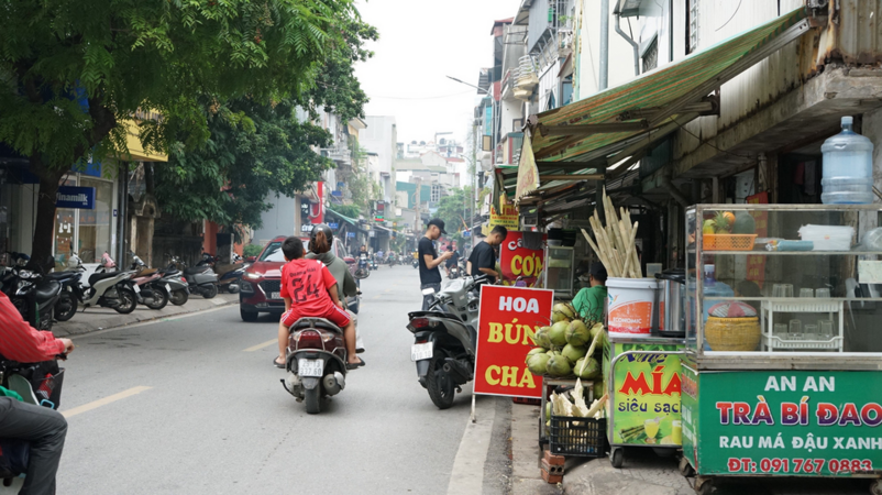 Có một giải pháp cần quan tâm khi hạn chế xe xăng