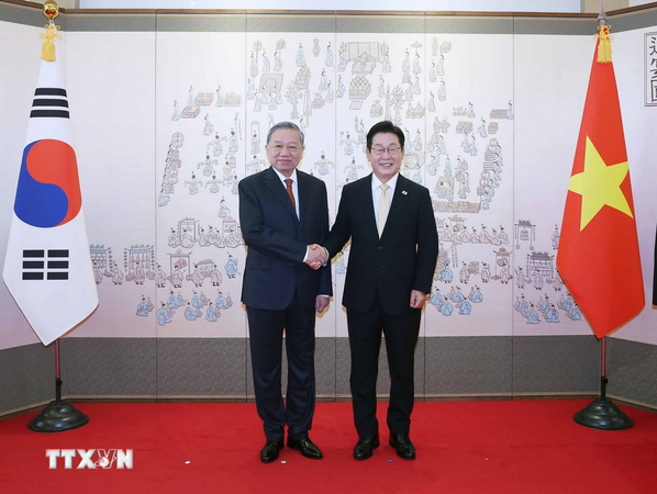 🇻🇳Hàn Quốc bắn 21 loạt đại bác đón Tổng Bí thư Tô Lâm🇻🇳