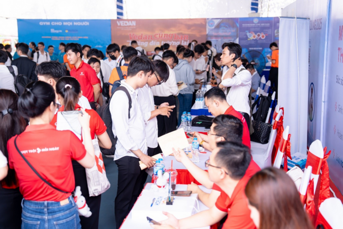 "38% thị trường lao động gọi tên kỹ thuật – công nghệ: Học sinh Gen Z chớ bỏ lỡ!"
