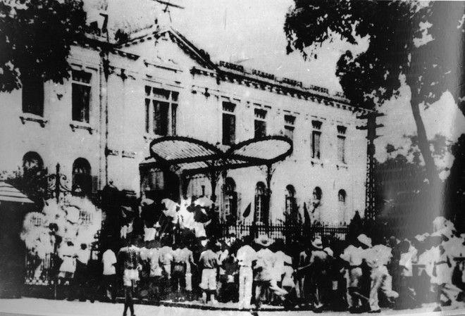 Mục tiêu Cách mạng tháng Tám là gì?