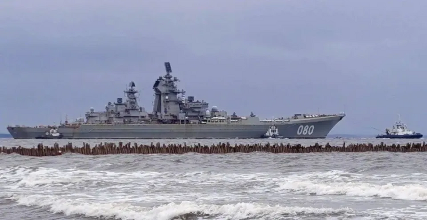 Quái vật thời Chiến tranh Lạnh của Nga trở lại biển và cái giá không thể tin nổi