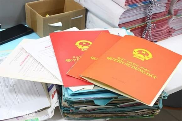 Từ nay đến hết 2025: Người dân làm sổ đỏ nhận lợi lớn, đừng để muộn hơn