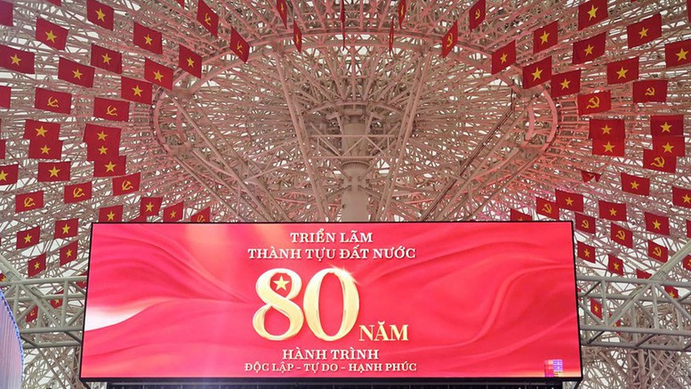 Triển lãm thành tựu Đất nước kéo dài đến hết ngày 15/9/2025
