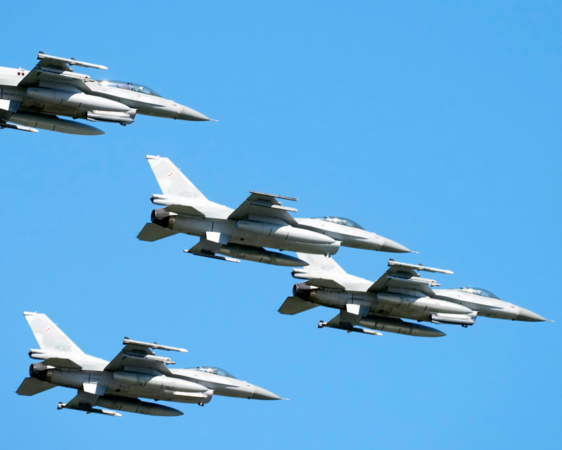 Ba Lan bắn hạ máy bay không người lái trên lãnh thổ của mình. Không công bố drone của Nga hay Ukraine