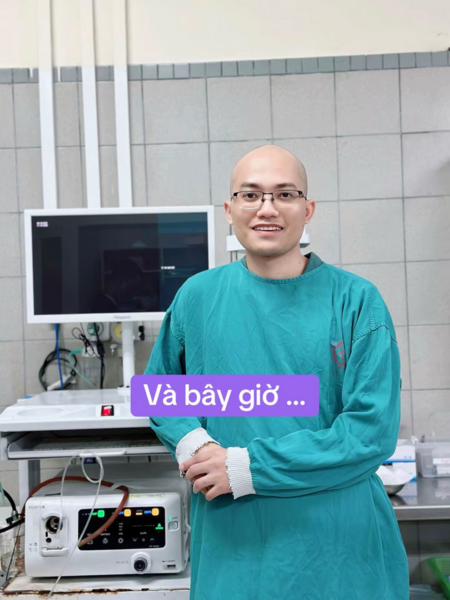 Đầu của các y bác sĩ, nơi vẻ đẹp tri thức của ngành y 'tỏa sáng' 😁