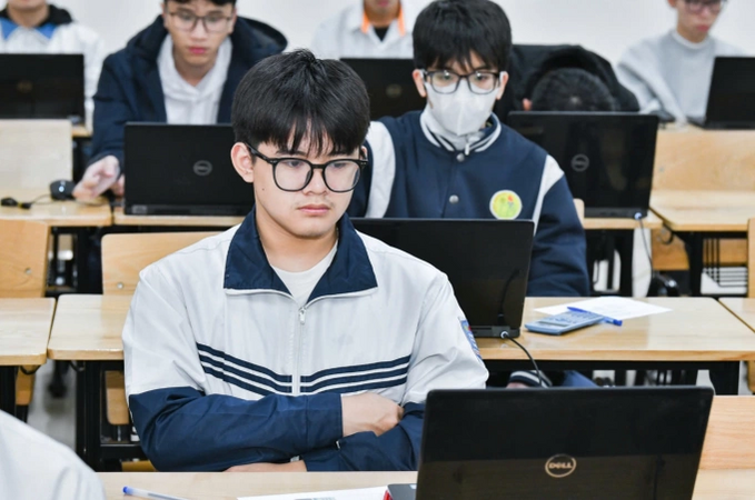 Từ năm 2026, thi tốt nghiệp THPT và Đại học sẽ chuyển sang thi trên máy tính