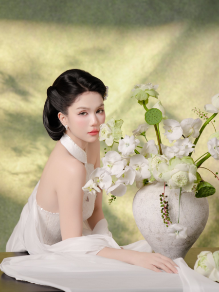 Ngọc Trinh sao giờ thay đổi khó nhận ra nhỉ?