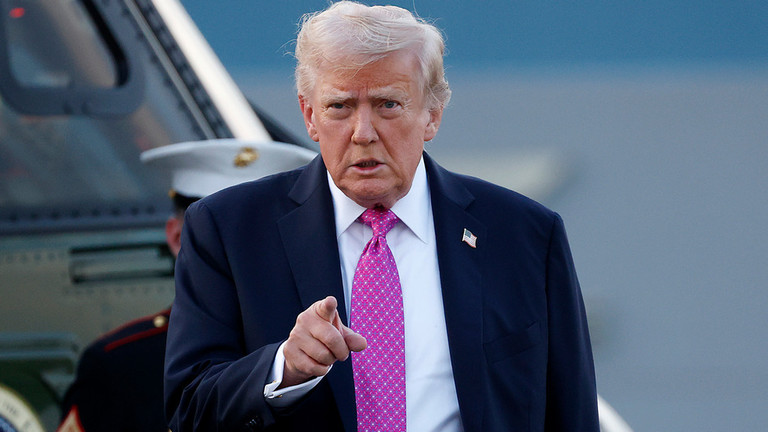 Tổng thống Trump kiện tờ New York Times đòi bồi thường 15 tỷ đô la