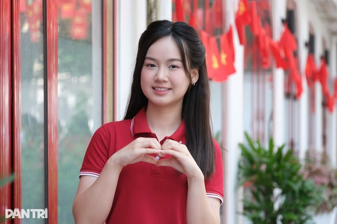 Thủ khoa gây 'bão' mạng Nguyễn Lê Hiền Mai nói gì trong lễ khai giảng trường đại học Ngoại thương FTU?