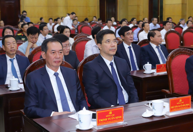 Thiếu tướng Nguyễn Hồng Phong - 2 lần làm Giám đốc Công an tỉnh đến chức Phó Bí thư Thường trực Tỉnh ủy Thanh Hóa