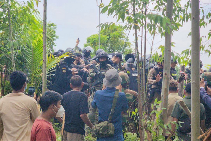 Lính Thái Lan bắn đạn cao su vào người biểu tình Campuchia ở biên giới