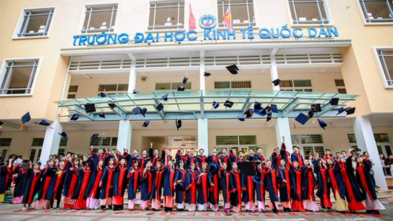 Từ NEU đến Bách khoa: Con số buộc sinh viên thôi học đang nhắn nhủ điều gì?