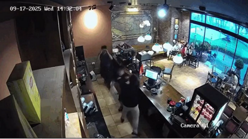 Lời thanh minh của 'tổng tài' vụ nhân viên quán cà phê bị hành hung vì nhắc khách không hút thuốc