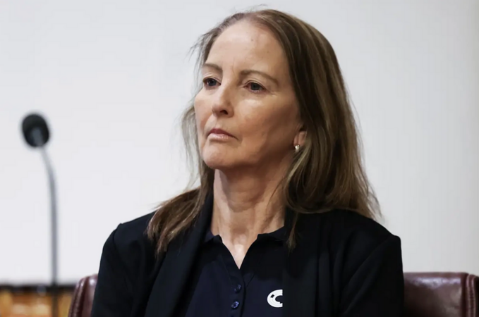 Bị AI do mình huấn luyện cướp việc