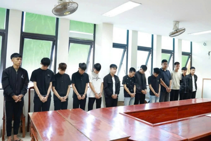 Khởi tố nhóm đối tượng ép người lên xe, chở đi để hành hung