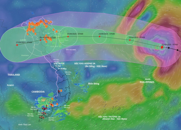Bộ trưởng Giáo dục yêu cầu đảm bảo an toàn cho học sinh, sẵn sàng học trực tuyến khi báo số 9 đi qua