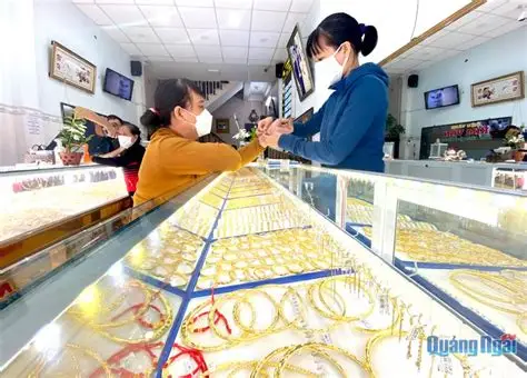 Vì sao 4 “ông lớn” ngành vàng bị xử phạt?