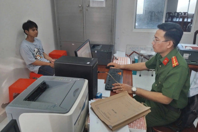 Cháu nội trộm 300 triệu để nạp game: Bài học đắt giá cho phụ huynh thời công nghệ