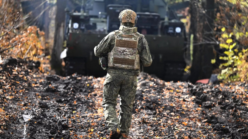 "Sẽ rơi vào bẫy gọng kìm", Nga đang thống lĩnh trên chiến trường Ukraine theo một cách chưa từng thấy