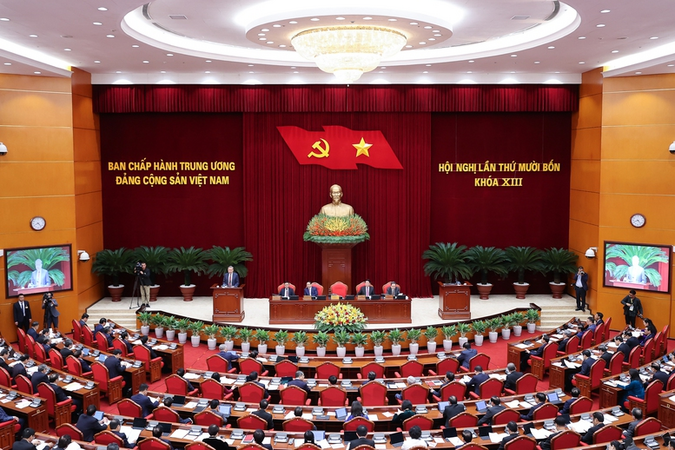 Lựa chọn nhân sự giới thiệu tham gia Bộ Chính trị, Ban Bí thư khóa XIV