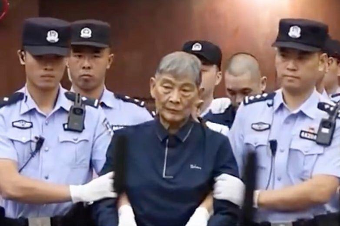 Ông trùm họ Bạch vừa bị Trung Quốc tuyên án tử là ai?