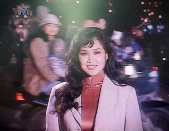 BTV Thời sự là "mỹ nhân đời đầu VTV", từng là giảng viên Đại học Bách khoa Hà Nội, tốt nghiệp thạc sĩ ở Mỹ