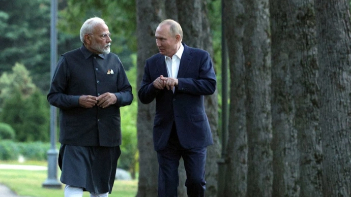 Chuyến thăm Ấn Độ của Putin: Hành trình hai chiều từ thiết bị quân sự và dầu khí đến địa chính trị?