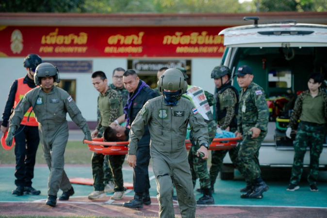 Campuchia - Thái Lan đấu súng