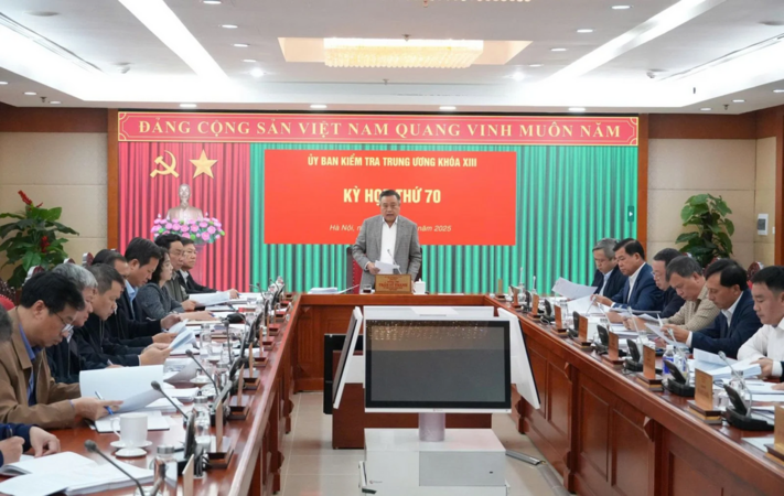 Kỷ luật Thứ trưởng Bộ Giáo dục và Đào tạo Lê Tấn Dũng cùng nguyên Thứ trưởng Doãn Mậu Diệp
