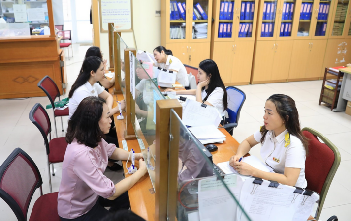 Làm sao gia hạn chữ ký số và phát hành hóa đơn đúng hạn khi vướng mã số thuế cũ?