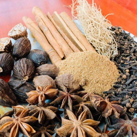 3 loại nước lau ban thờ Hút Lộc Hút Tài, tổ tiên ưng ý