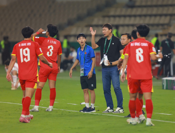 U23 Việt Nam đá quá hay, nhưng phải ngả mũ kính nể "phù thủy" Kim Sang-sik