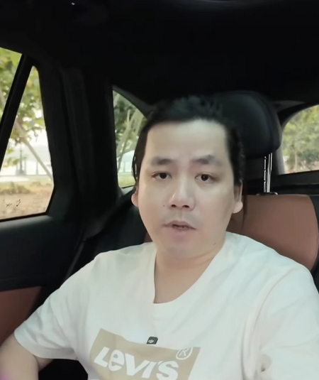 Khoa Pug tuyên bố phá sản