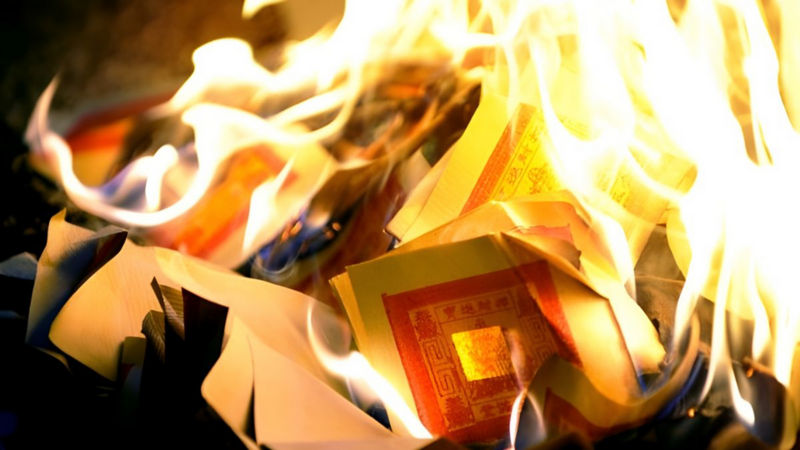 Tết Bính Ngọ 2026 ngày nào đẹp làm lễ hóa vàng? Văn khấn hóa vàng Tết Bính Ngọ, khung giờ đẹp và cách cúng chuẩn