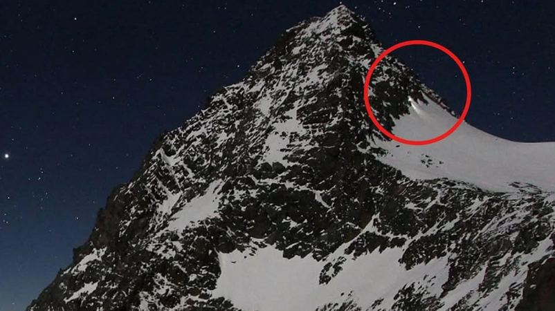 Tòa án Áo xét xử người đàn ông bỏ mặc bạn gái chết cóng trên núi