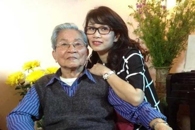 Nữ MC kỳ cựu của VTV là con gái của nguyên Thứ trưởng Bộ VHTT, gia thế đáng ngưỡng mộ
