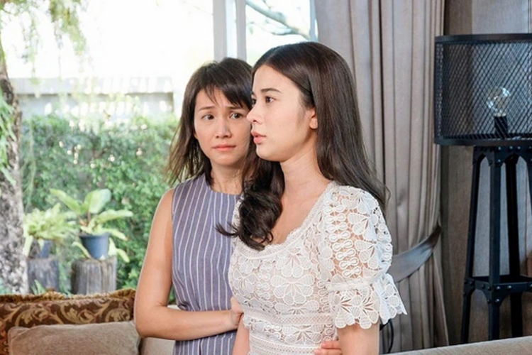 Ra mắt nhà bạn trai, tôi sợ hãi bỏ chạy khi biết chị anh là ai