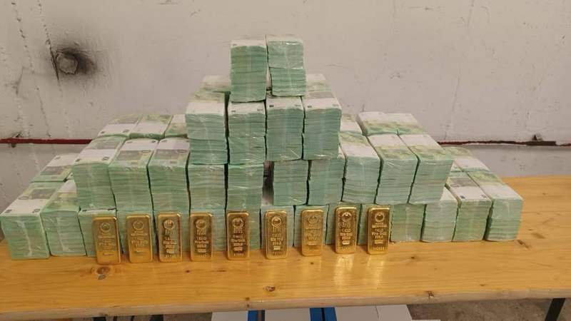 Ngân hàng Nhà nước Ukraine vận chuyển 80 TRIỆU USD TIỀN MẶT VÀ VÀNG để làm gì?
