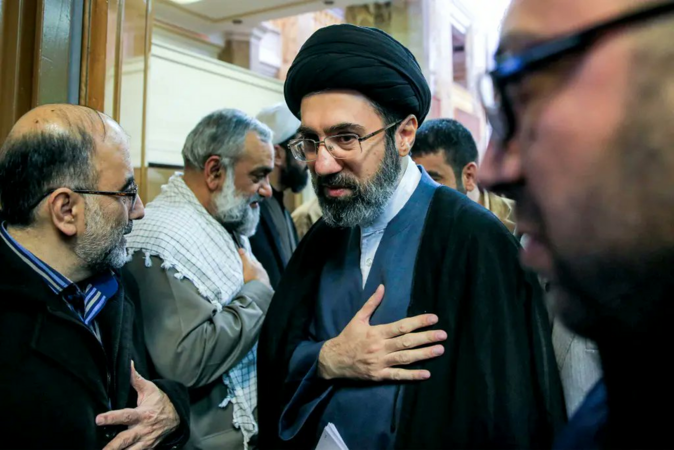 Lãnh đạo tối cao Iran bị thương, mất tích trước công chúng kể từ khi nhậm chức