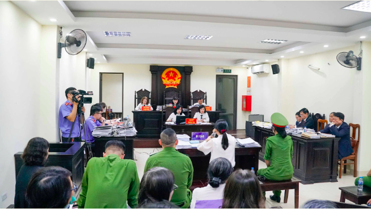 Bất ngờ phụ huynh nói đến tòa để giúp cô giáo không bị oan sai  trong vụ cựu Hiệu trưởng thu 15.000 đồng một tiết học thêm