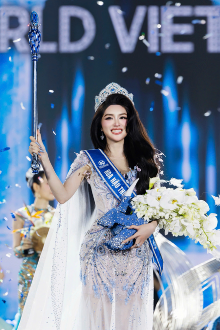 Nhan sắc tân Miss World Vietnam