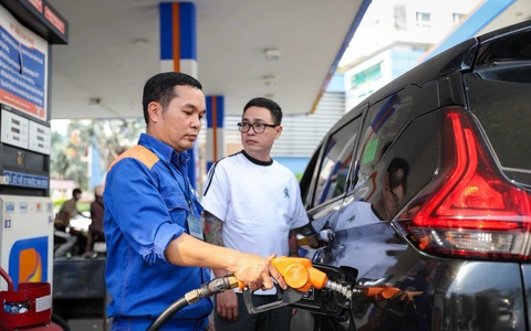 So sánh giá xăng/dầu các nước lân cận ngày 3/4