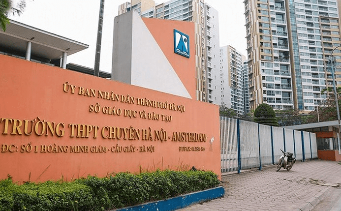 Vì sao chuyên Anh tiếp tục là lựa chọn áp đảo của phụ huynh và các con ở tất cả các trường chuyên?