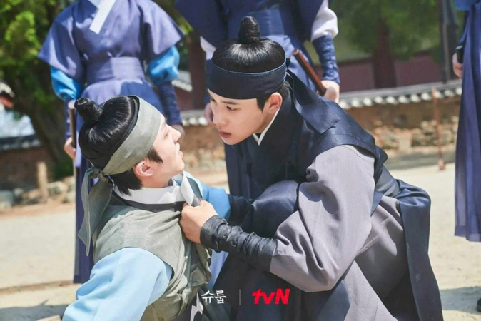 Tử vi tuần mới (6/4 – 12/4): Tuổi Sửu áp lực dễ bốc hỏa, Tuổi Dần quyết tâm mở lối đón lộc tiền tài