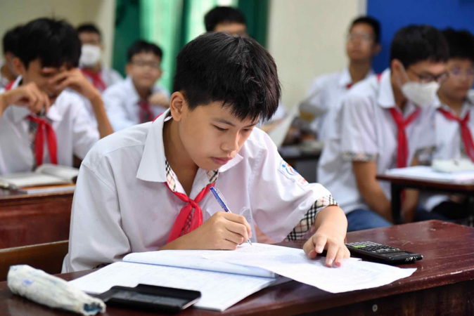 Vì sao kỳ thi vào 10 Hà Nội vẫn căng thẳng hơn kỳ thi đại học?