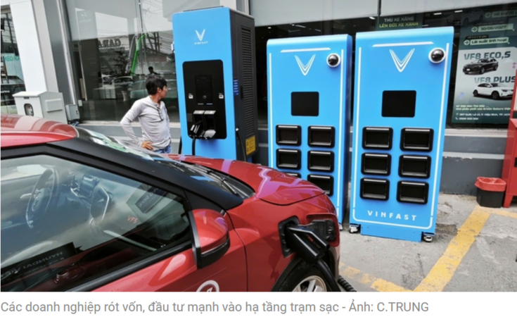 Cuộc đua đầu tư trạm sạc, đổi pin nóng dần
