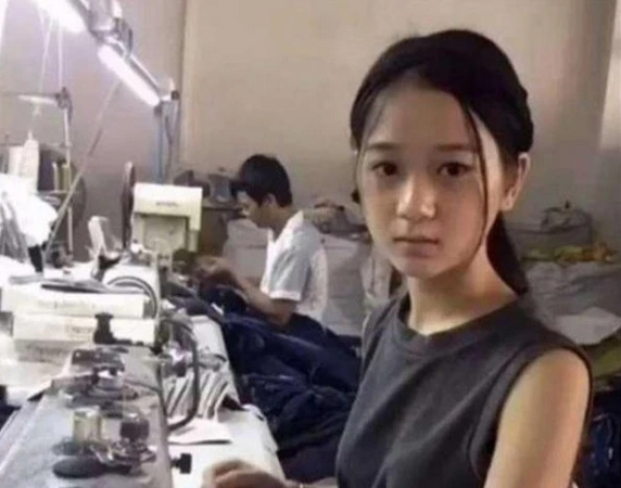 Ai lừa ai?