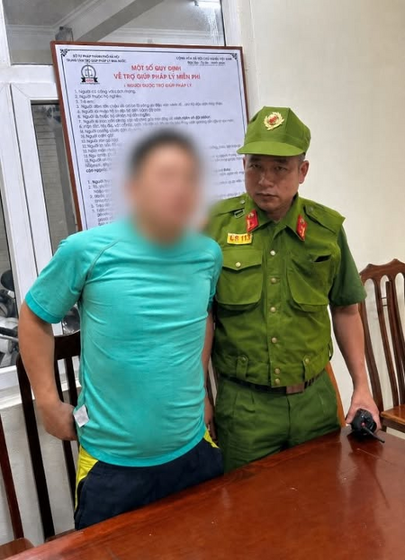 Quá nửa đêm công an phường phải giải cứu người phụ nữ bị chồng bạo hành